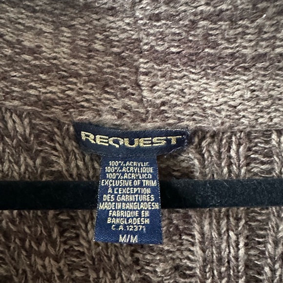 BROWN SWEATER SIZE MEDIUM REQUEST - Picture 3 of 5